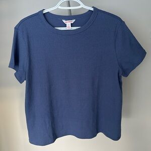 💚💚2 DAY Closet Clearout💚💚 Joe Fresh Navy Cropped Ribbed Top